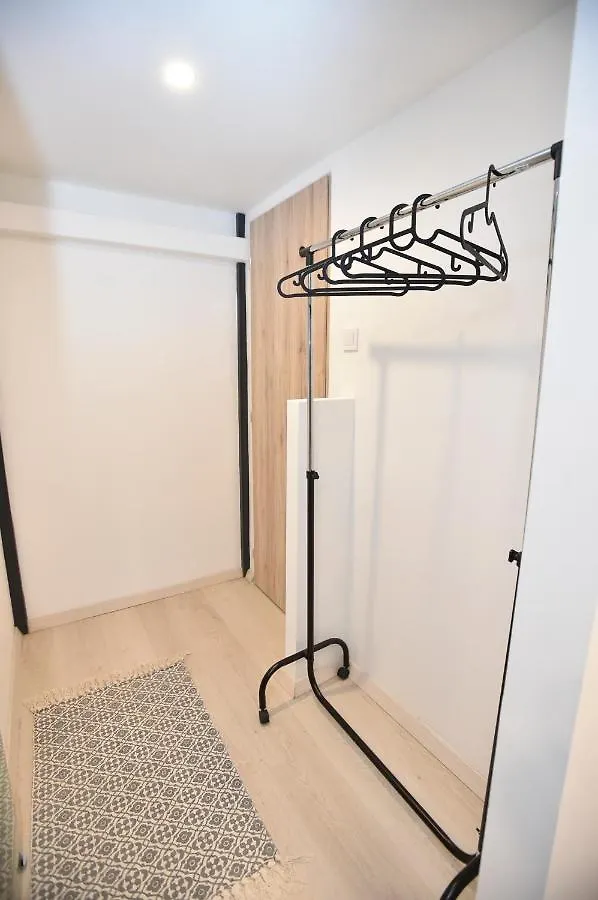 בודפשט The Apex Residences 0*,  הונגריה